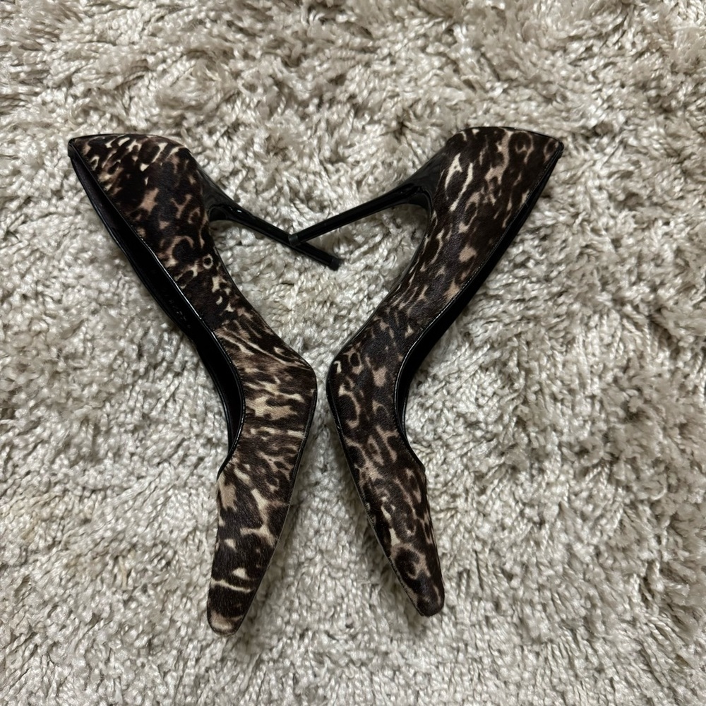 Stuart Weitzman Pumps - Picture 2 of 5